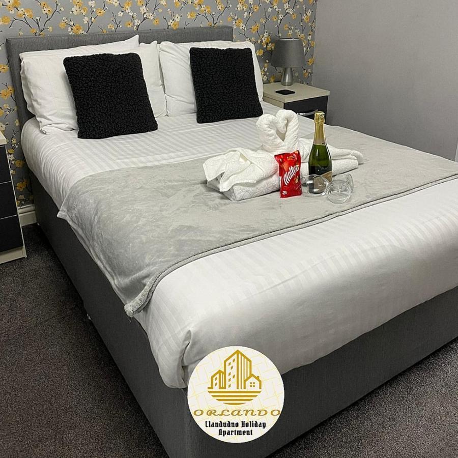 Orlando Llandundo Apartment Лландидно Екстер'єр фото