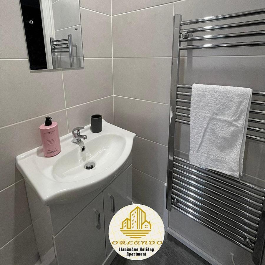 Orlando Llandundo Apartment Лландидно Екстер'єр фото